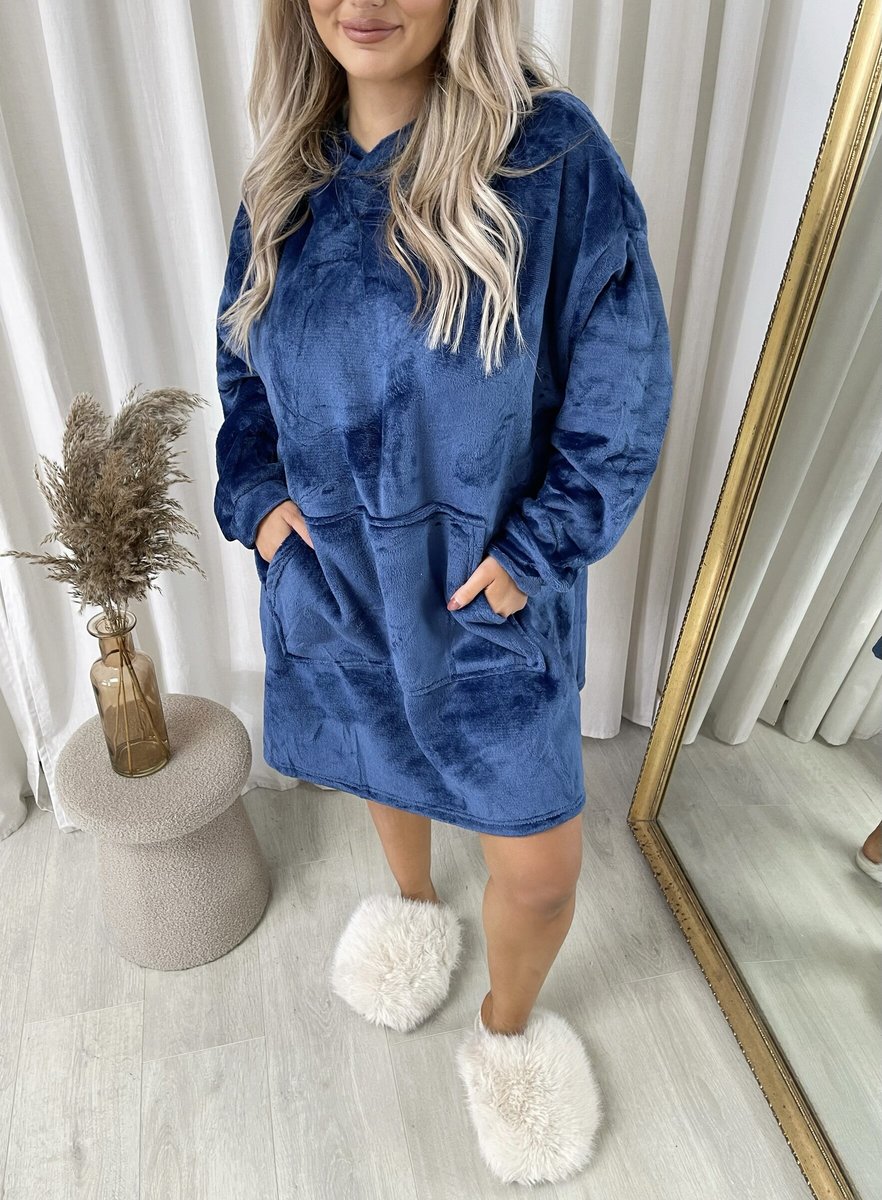 Oversized Fluffy Winter Blanket Hoodie